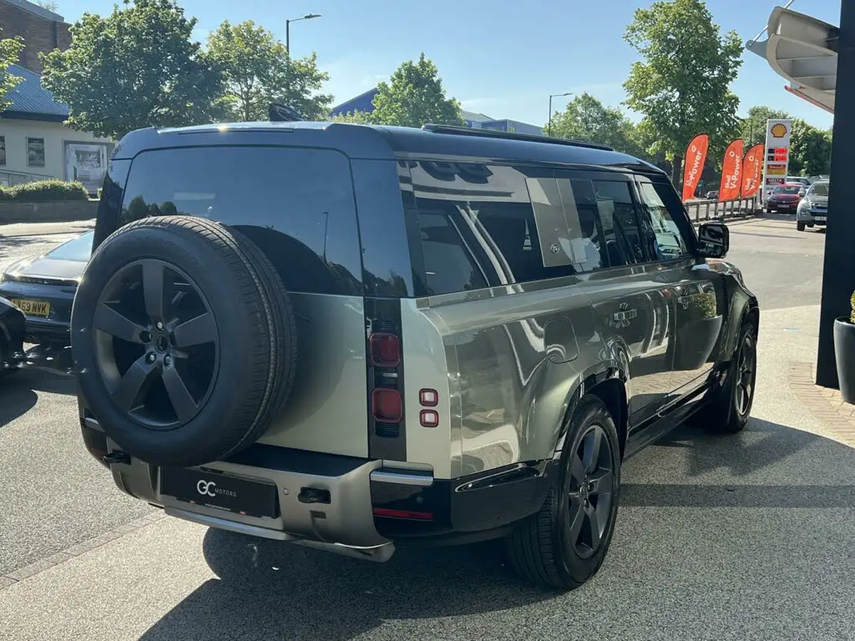 2023-land-rover-130-defender-30-p300-x-dynamic-hse-big-7