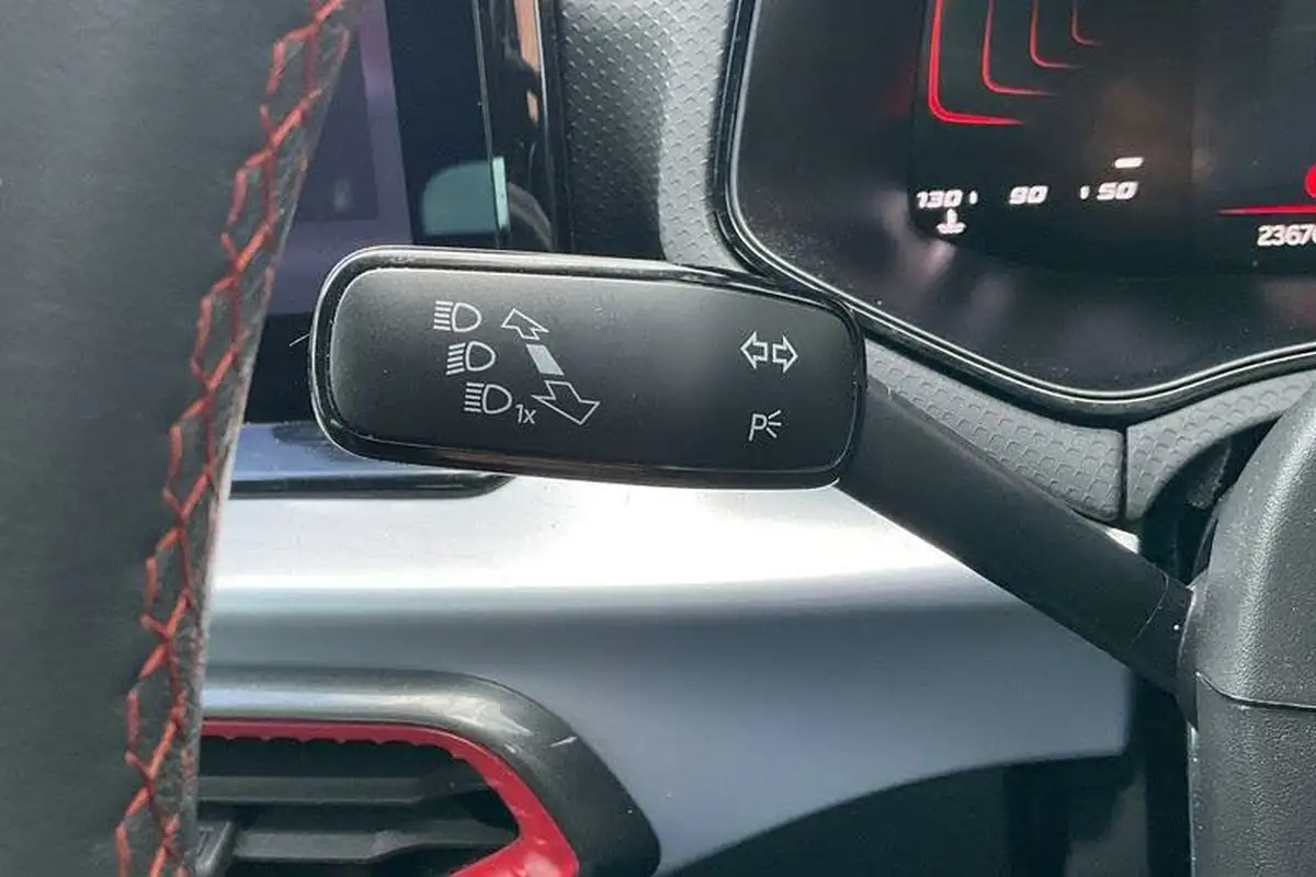 2024-seat-ibiza-10-tsi-fr-115ps-big-13
