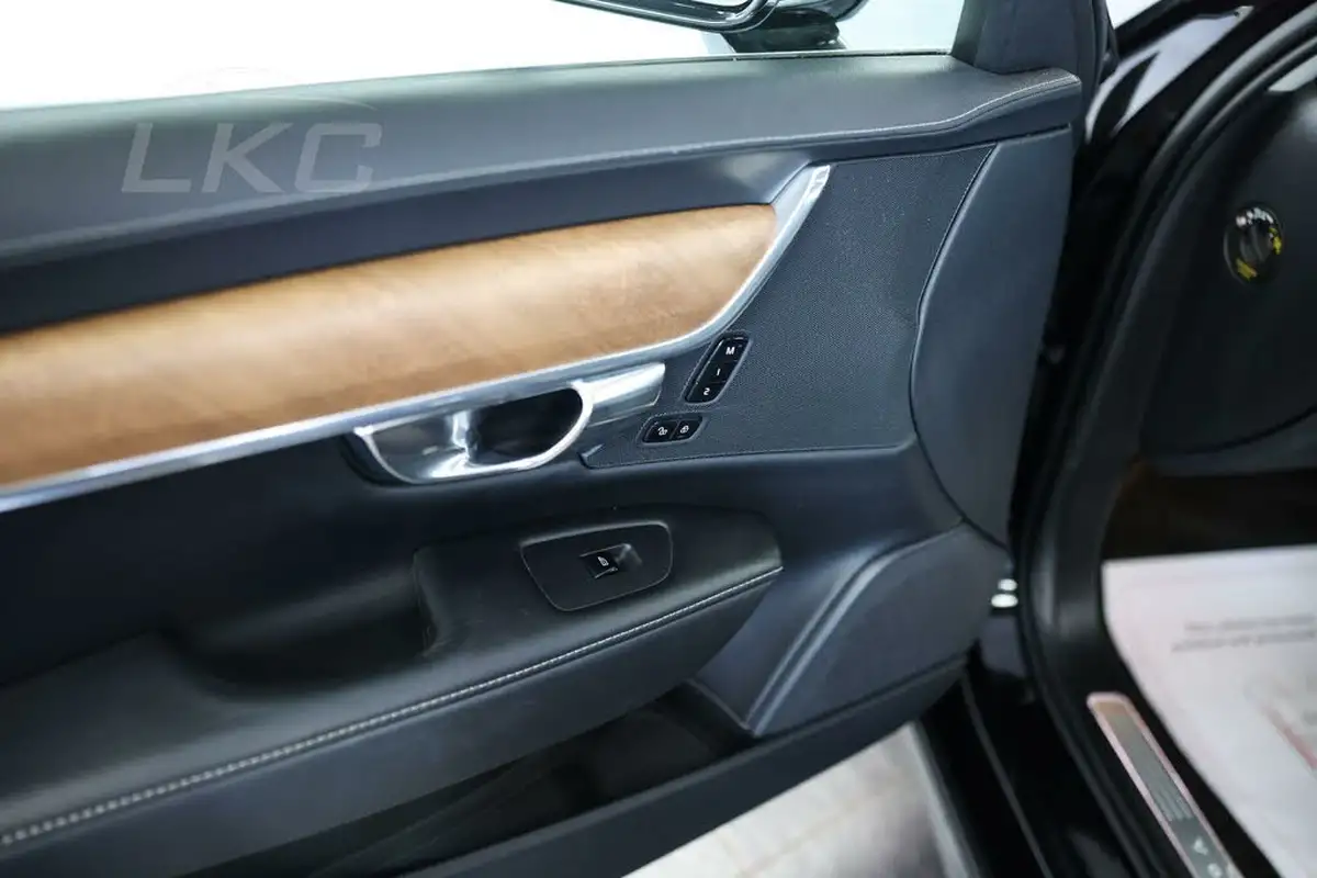2018-volvo-v90-20td-d5-inscription-4x4-big-38
