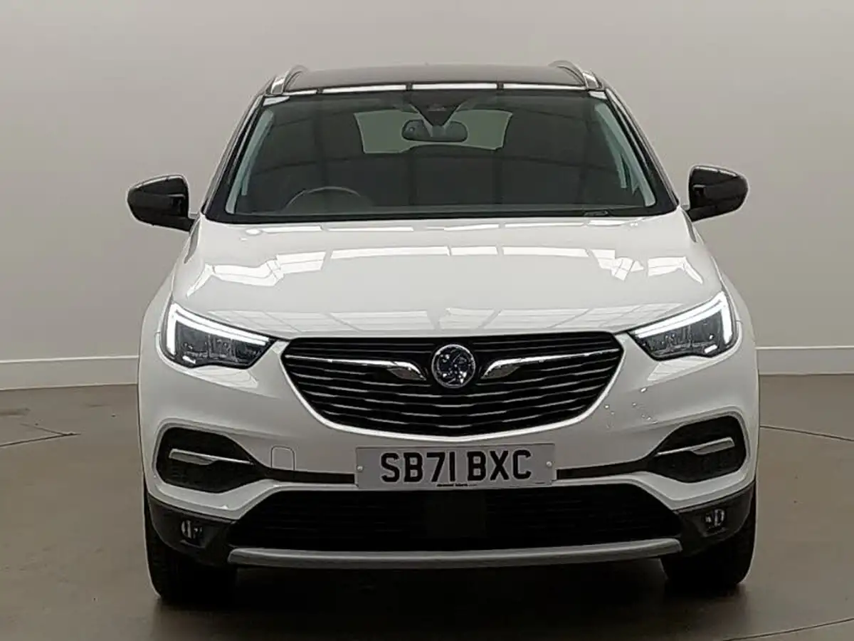 2021-vauxhall-grandland-x-12-griffin-big-11