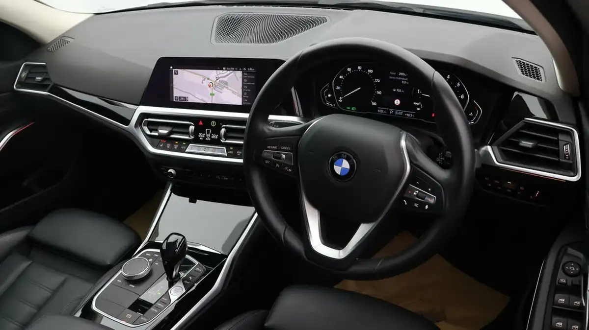 2021-bmw-3-series-20-318i-sport-saloon-4d-big-8