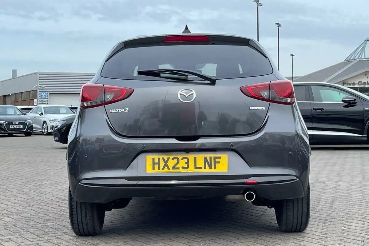 2023-mazda-mazda2-15-e-skyactiv-g-homura-aka-115ps-big-4