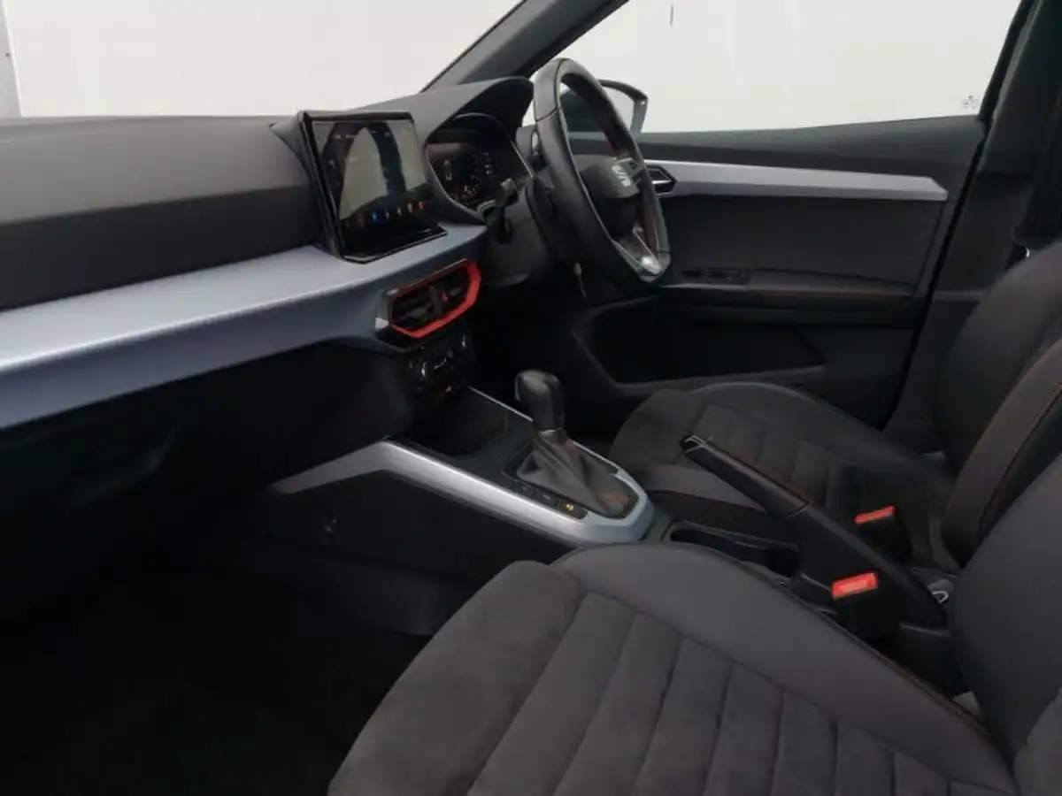 2022-seat-arona-10-tsi-fr-sport-dsg-big-4