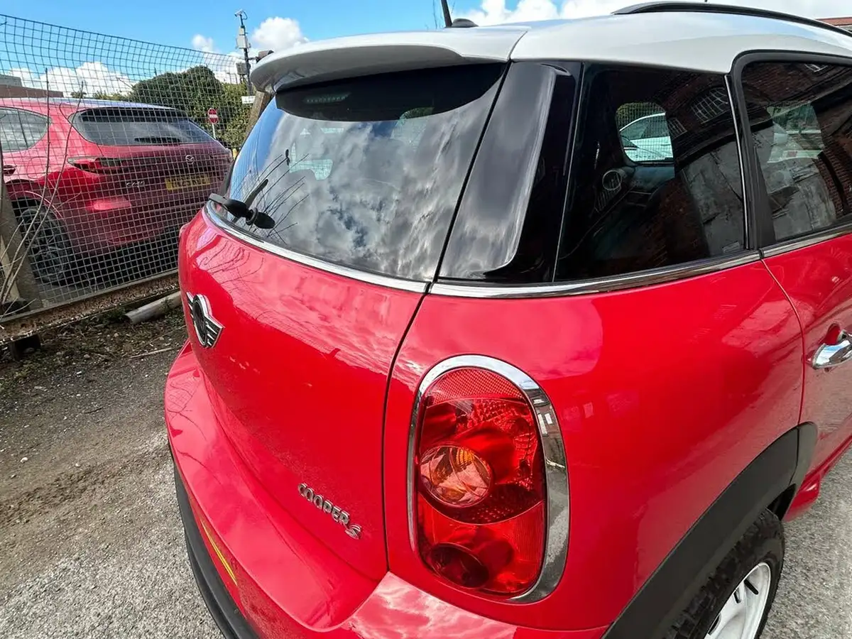 2012-mini-countryman-16-cooper-s-190bhp-all4-big-14