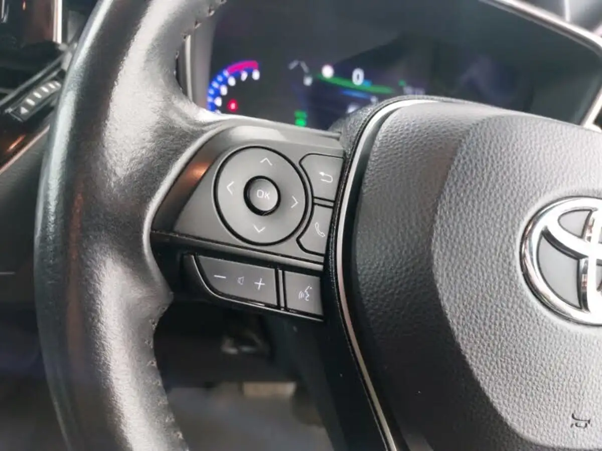 2021-toyota-corolla-20-vvt-i-icon-tech-touring-sports-big-13