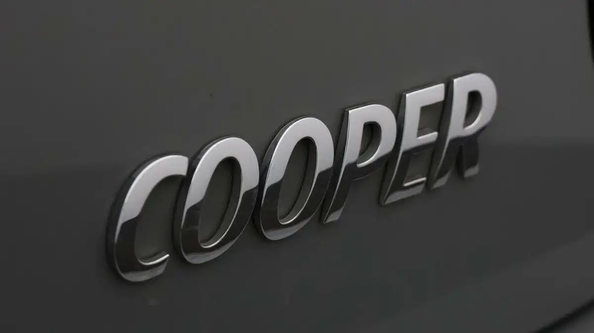 2022-mini-cooper-15-cooper-classic-hatchback-5d-auto-big-20