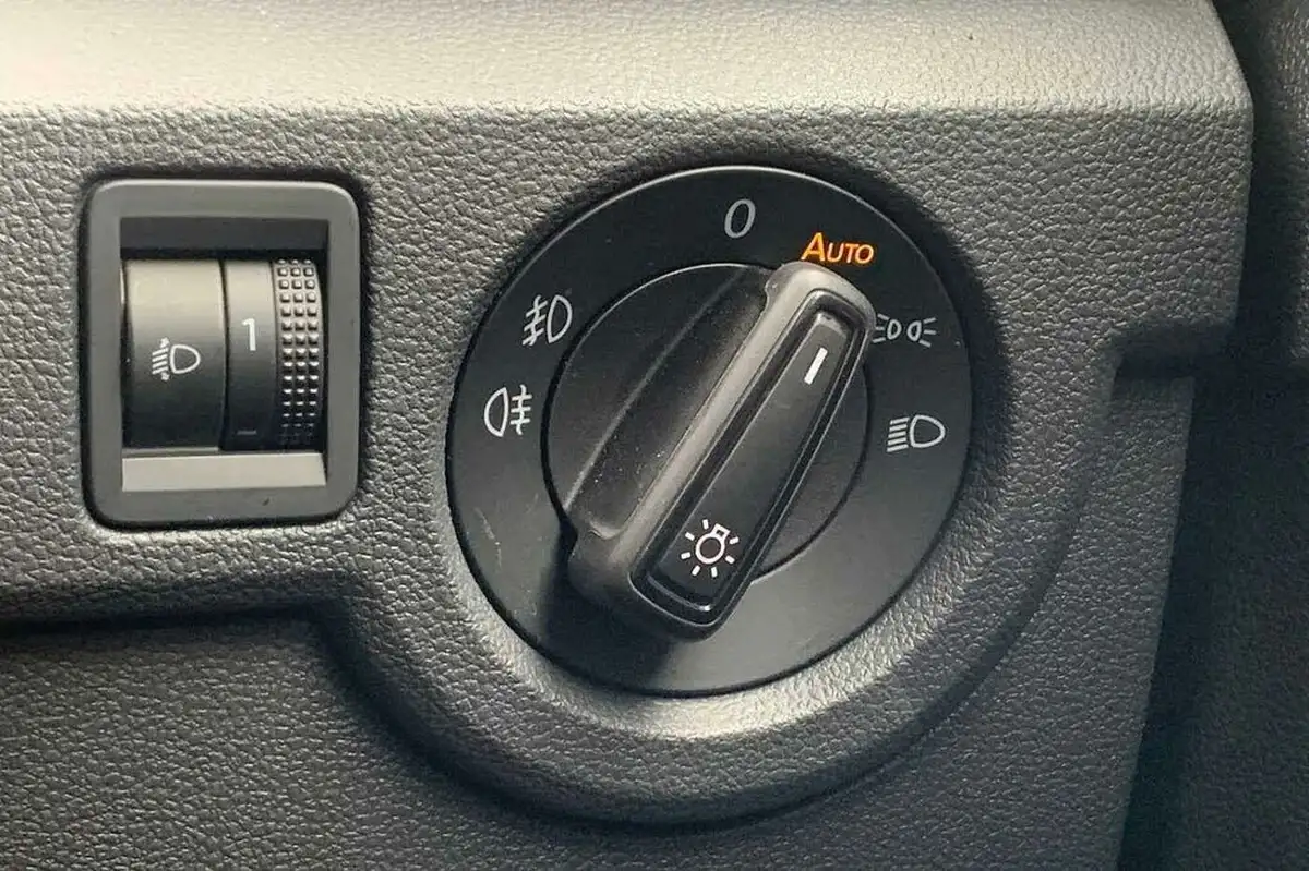 2022-volkswagen-t-cross-10-tsi-se-110ps-dsg-big-27
