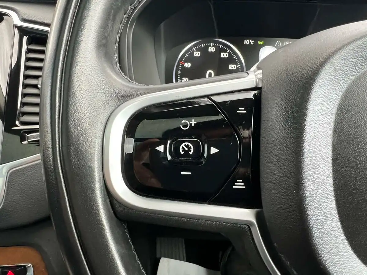 2018-volvo-xc90-20-t8-inscription-pro-384bhp-awd-twin-engine-big-41