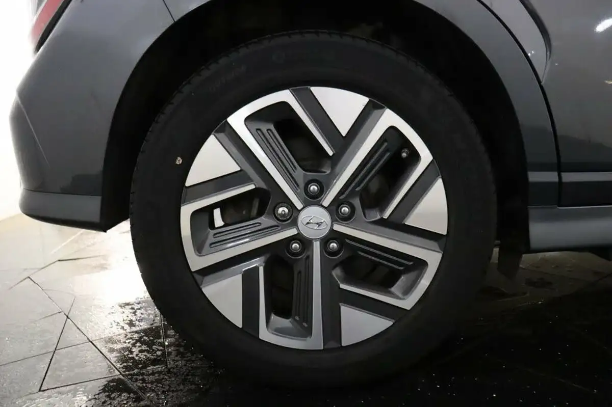 2021-hyundai-kona-e-premium-204ps-64kwh-7kw-obc-big-34