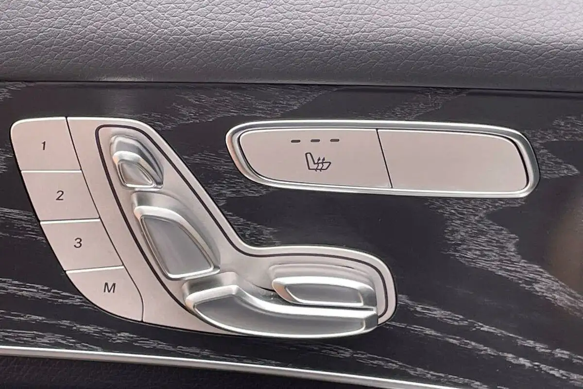 2020-mercedes-benz-glc-class-20d-glc300d-amg-line-premium-plus-station-wagon-5d-big-5