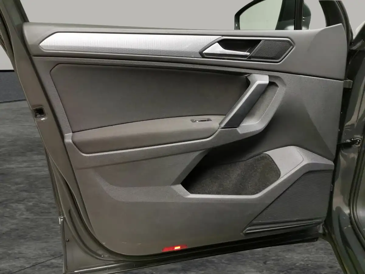 2022-volkswagen-tiguan-15-tsi-life-150ps-dsg-big-28