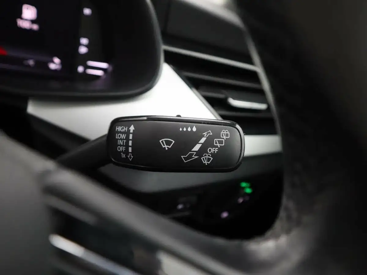 2020-skoda-kamiq-10-tsi-se-l-95ps-big-22