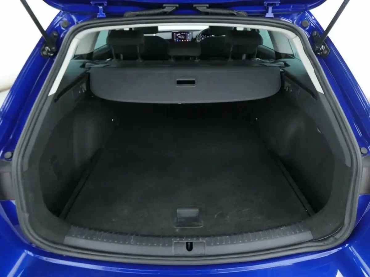 2021-seat-leon-20tdi-se-dynamic-estate-big-18