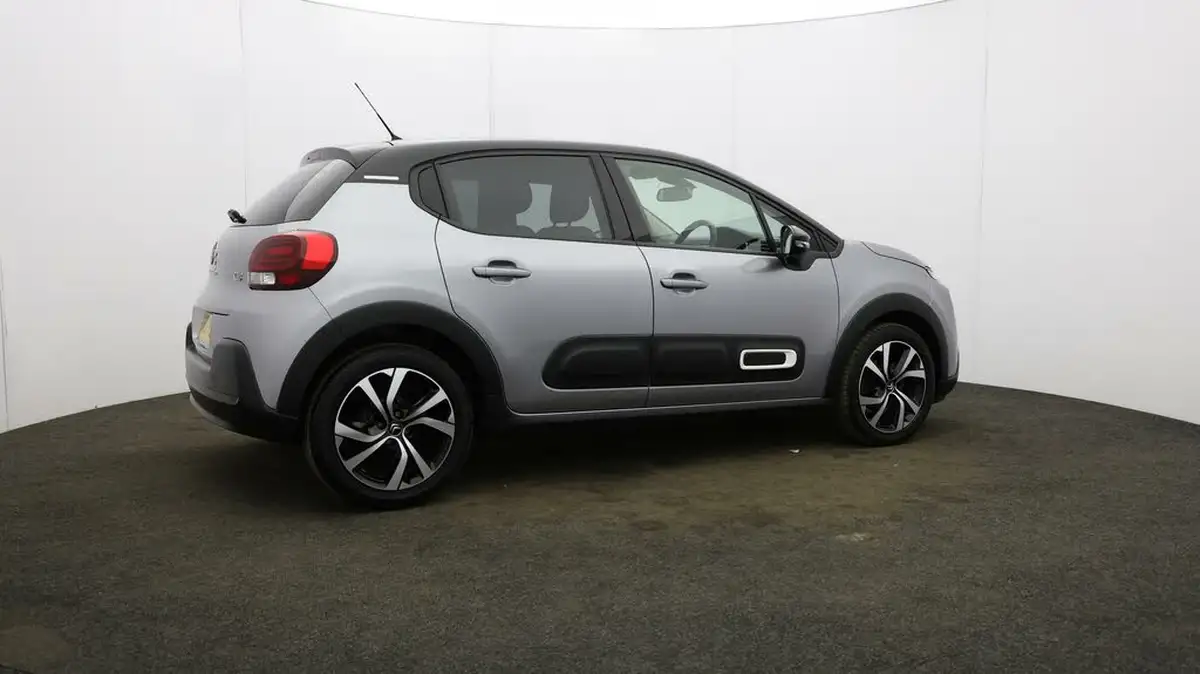 2022-citroen-c3-12-puretech-shine-plus-110ps-ss-big-50