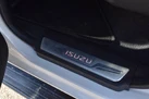 2018-isuzu-d-max-19td-blade-auto-small-12