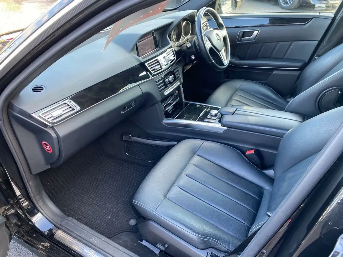 2013-mercedes-benz-e-class-21td-e220-cdi-se-21cdi-170bhp-saloon-4d-7g-tronic-plus-big-27