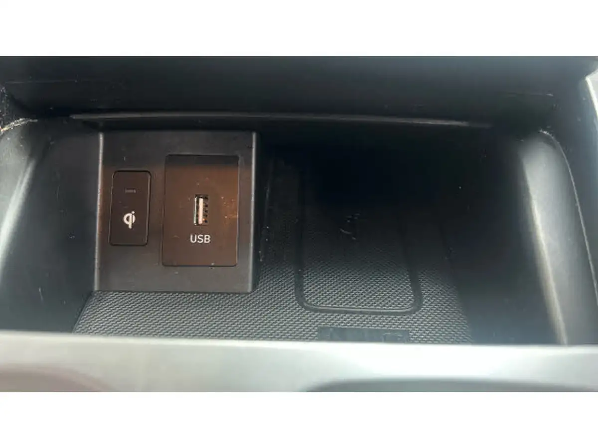 2022-hyundai-kona-e-premium-136ps-39kwh-big-32