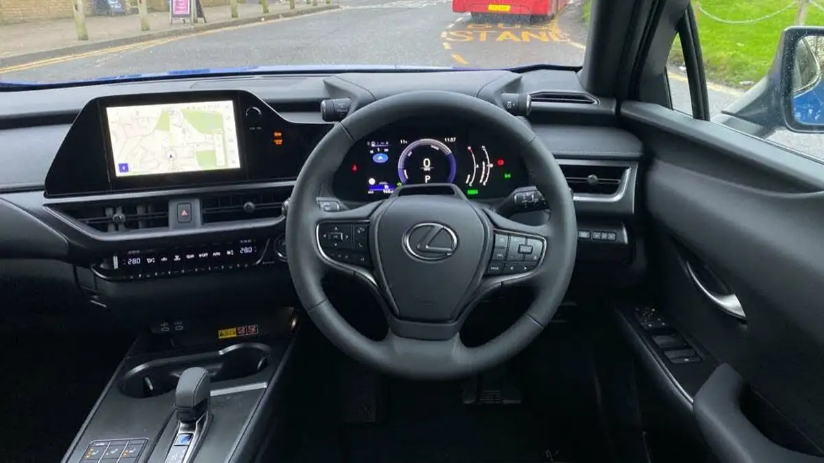 2024-lexus-ux-300h-20-f-sport-design-big-7