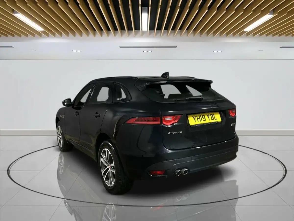 2019-jaguar-f-pace-20-i4d-r-sport-180ps-ss-auto-big-4