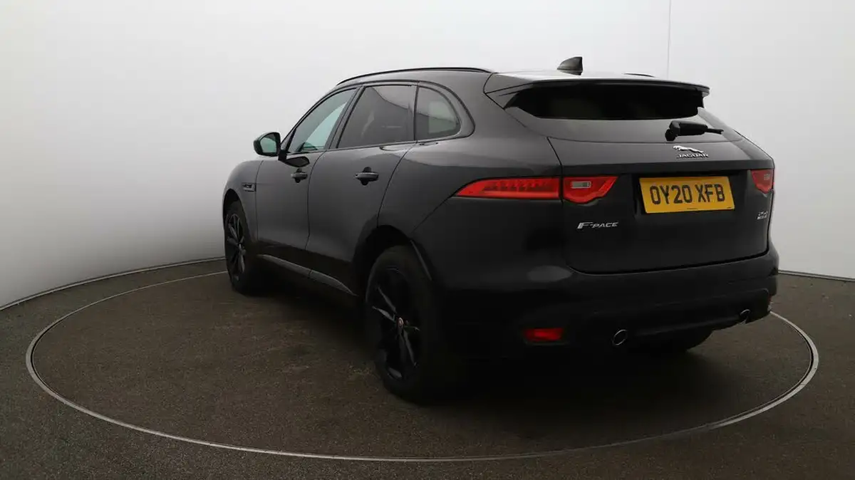 2020-jaguar-f-pace-20-i4d-chequered-flag-240ps-big-54