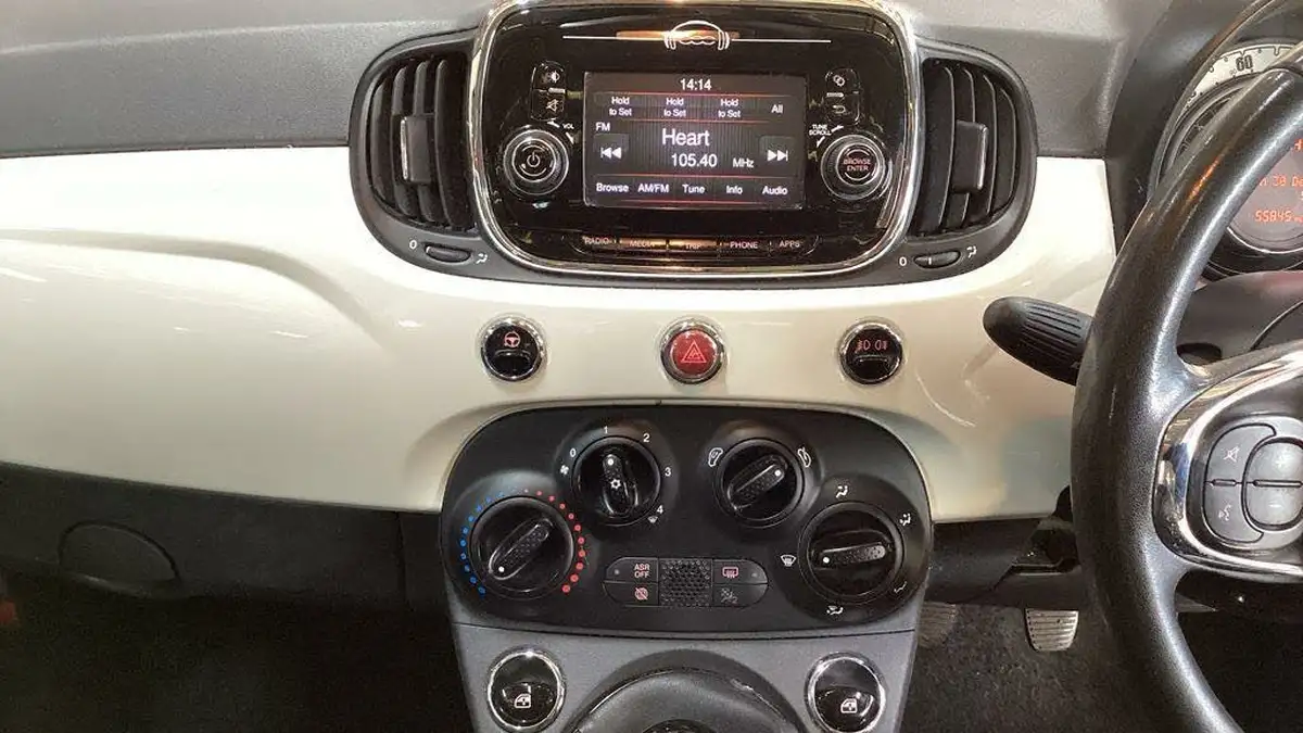 2015-fiat-500-12-lounge-ss-big-4