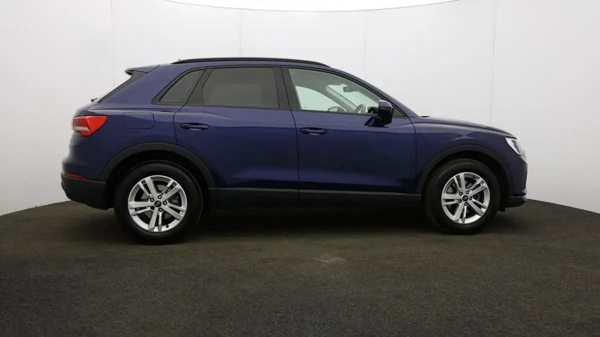 2022-audi-q3-15-35-tfsi-technik-cod-s-tronic-big-48