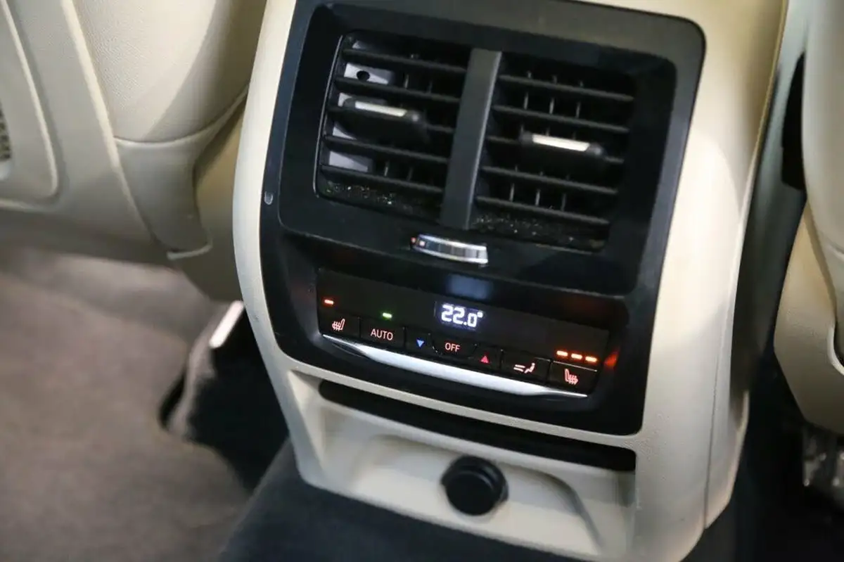 2018-bmw-x3-30-m40i-big-48