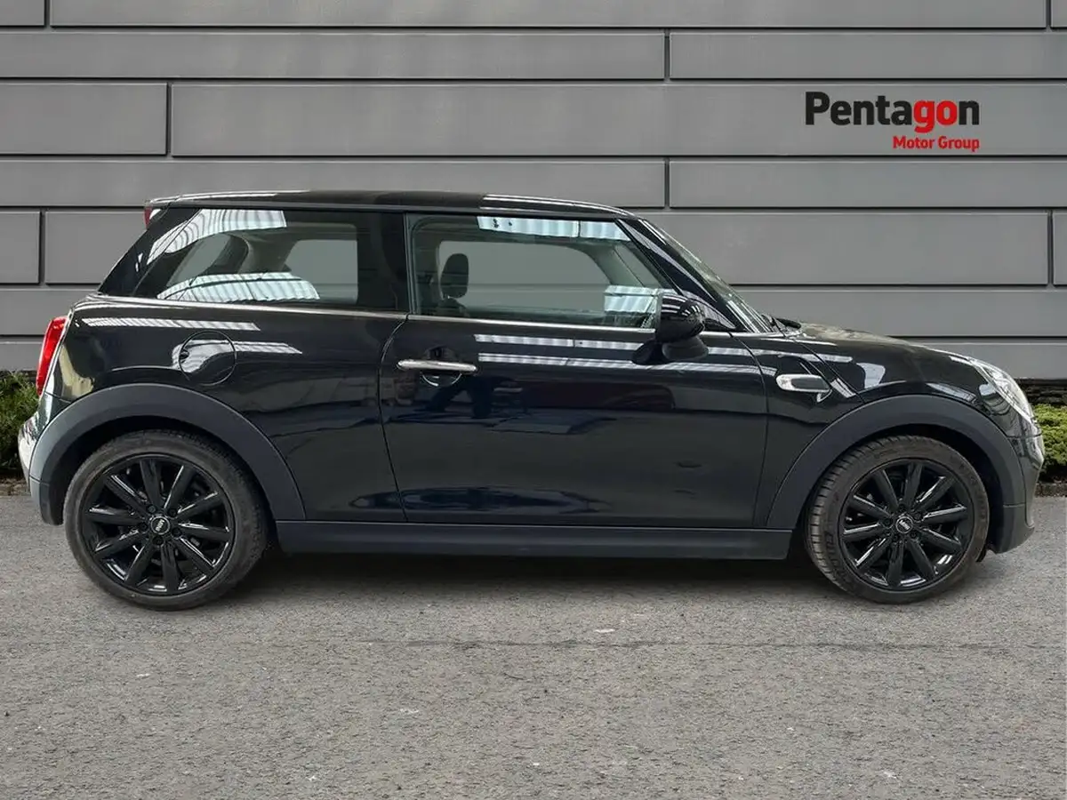 2018-mini-cooper-15-cooper-classic-ss-hatchback-3d-auto-big-10