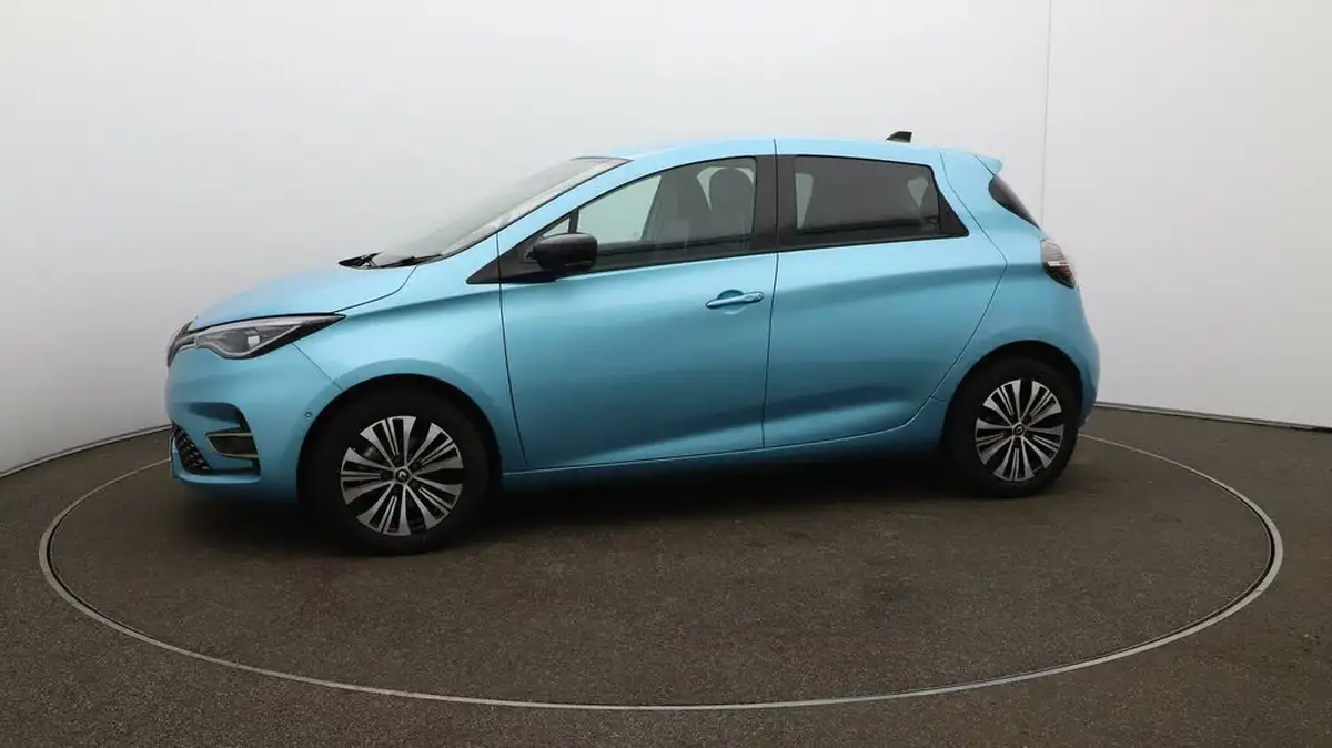 2023-renault-zoe-e-techno-boost-charge-big-56