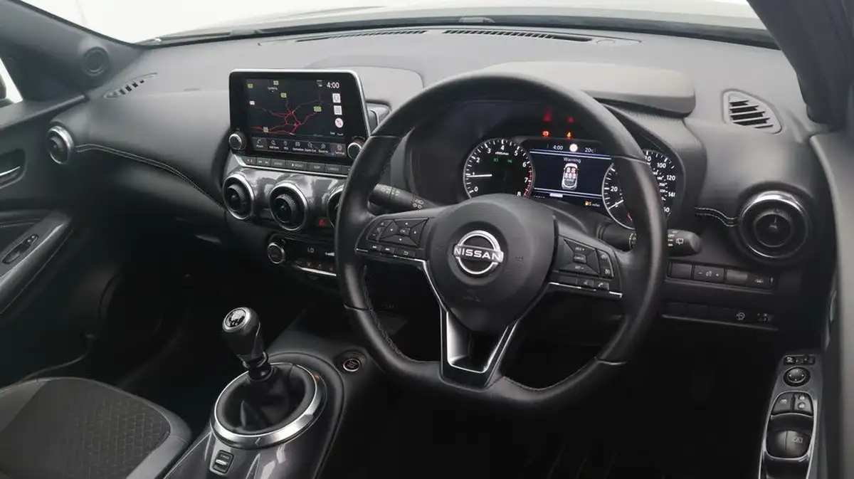2023-nissan-juke-10-dig-t-n-connecta-big-9