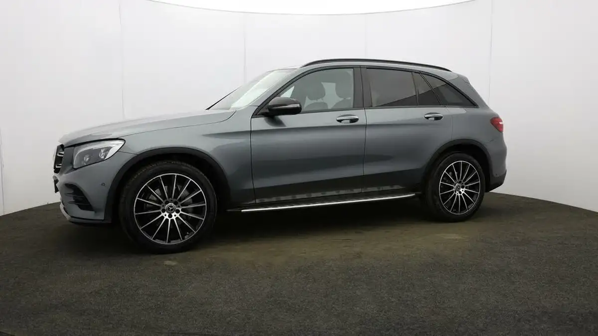 2018-mercedes-benz-glc-class-21d-glc220d-amg-line-premium-plusss-station-wagon-5d-big-28