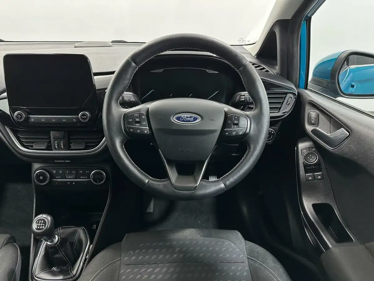 2018-ford-fiesta-10t-titanium-100ps-5d-big-10