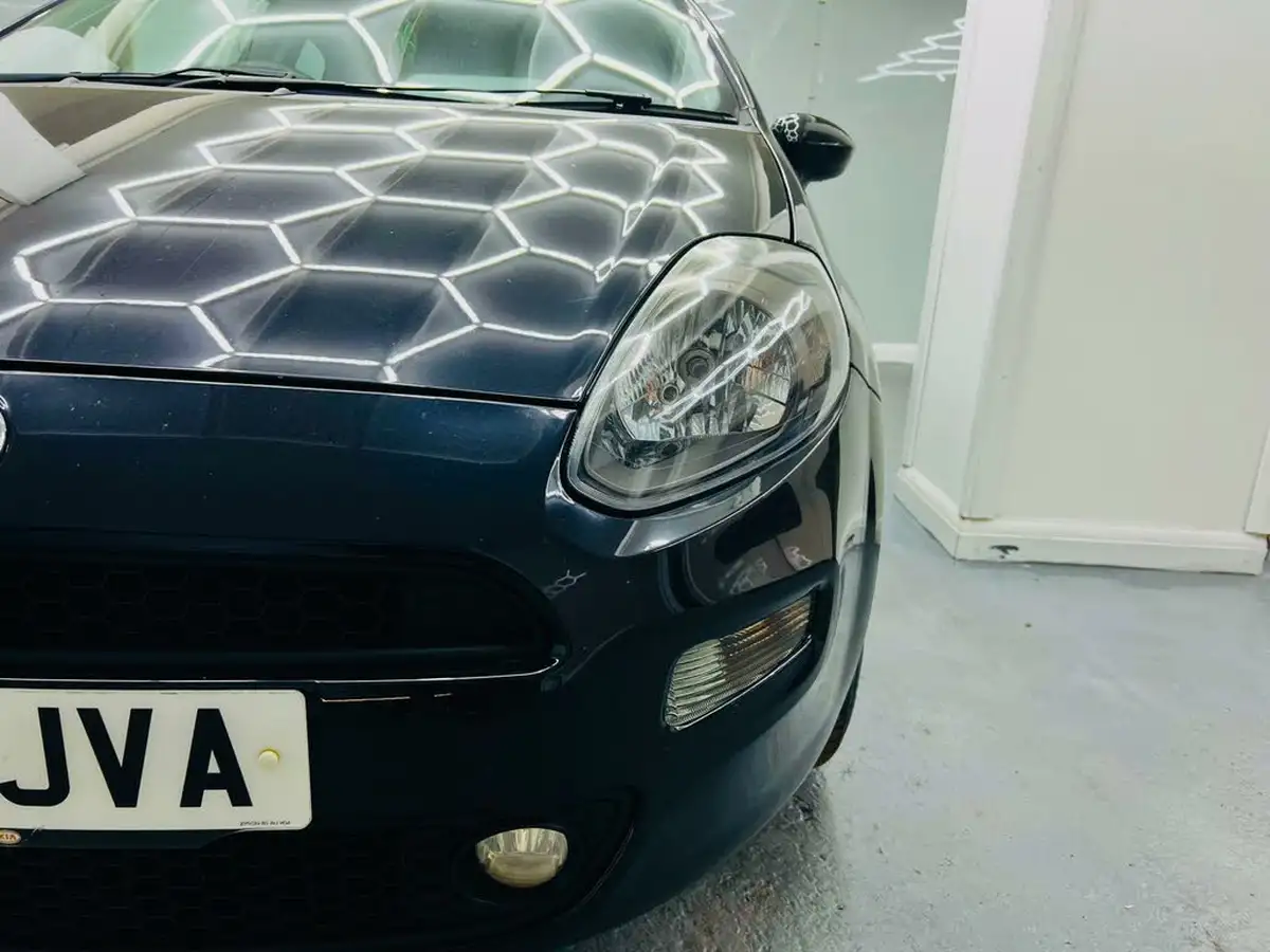 2012-fiat-punto-14-easy-8v-77bhp-brio-3d-big-3