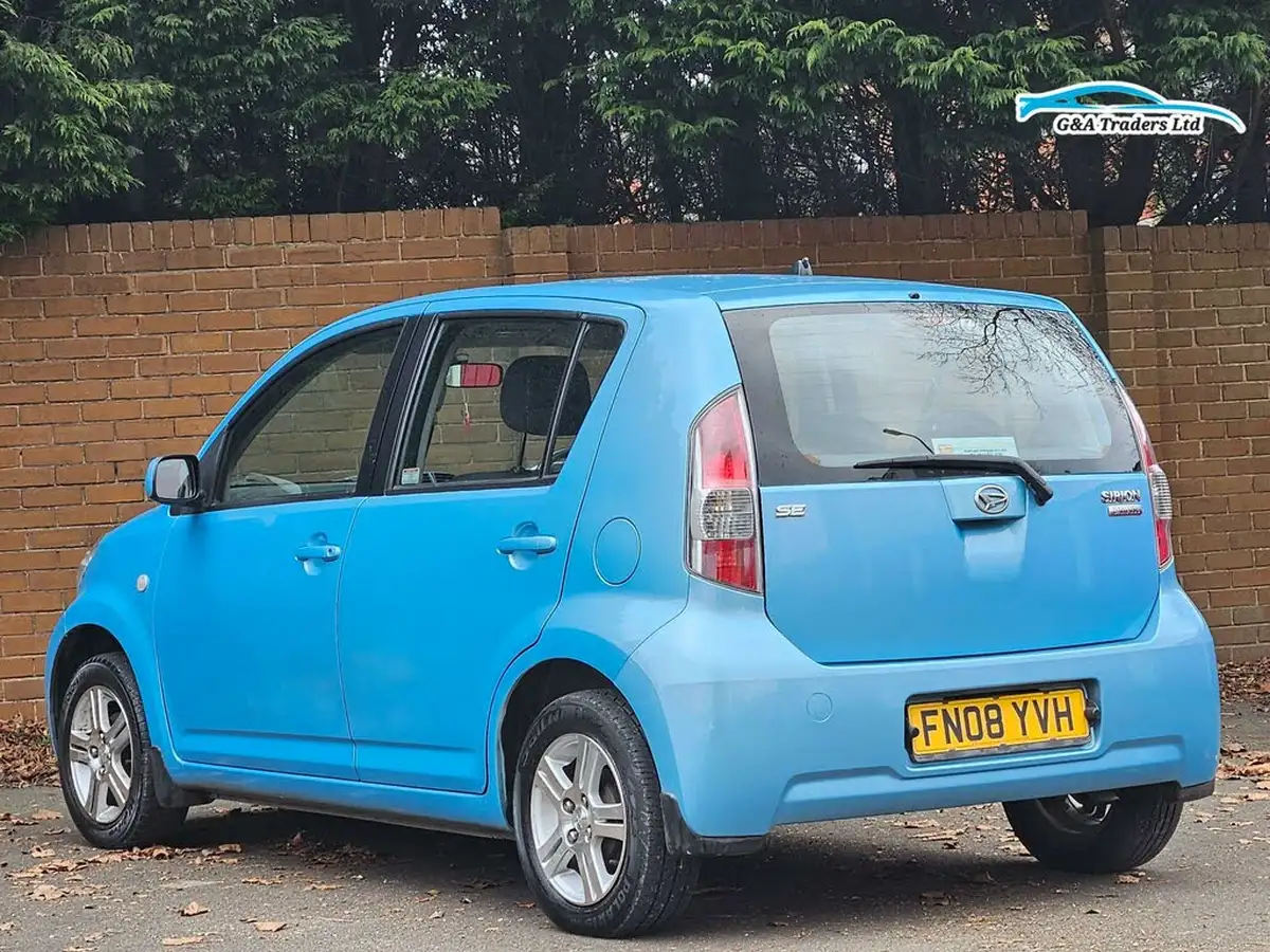 2008-daihatsu-sirion-13-se-auto-big-4