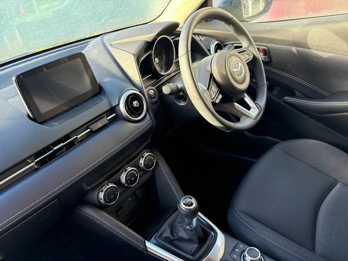 2022-mazda-mazda2-15-e-skyactiv-g-sport-big-22