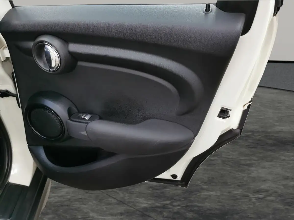 2019-mini-cooper-15-cooper-classic-hatchback-5d-auto-big-23