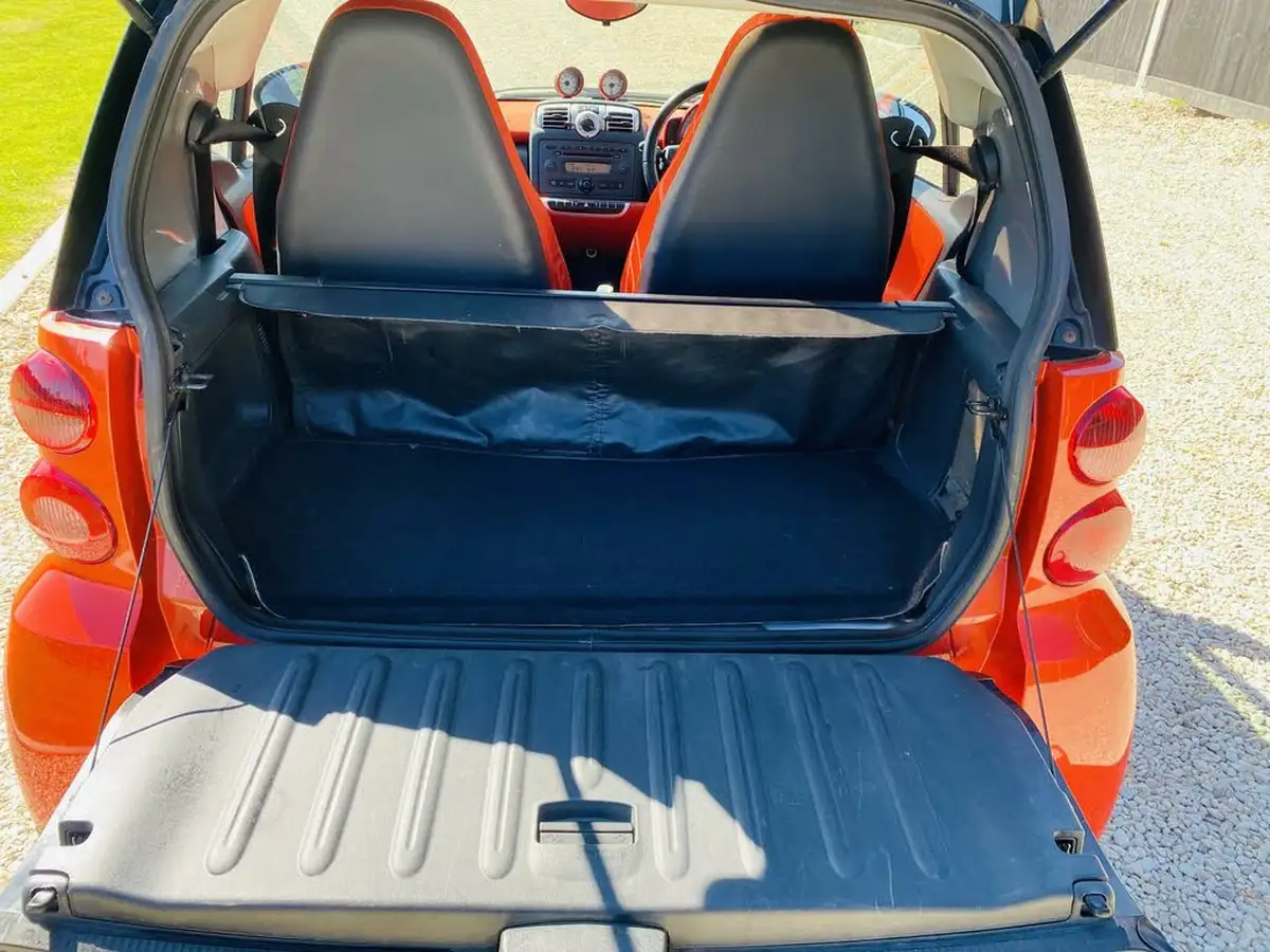 2008-smart-fortwo-10-passion-84bhp-coupe-semi-a-big-9