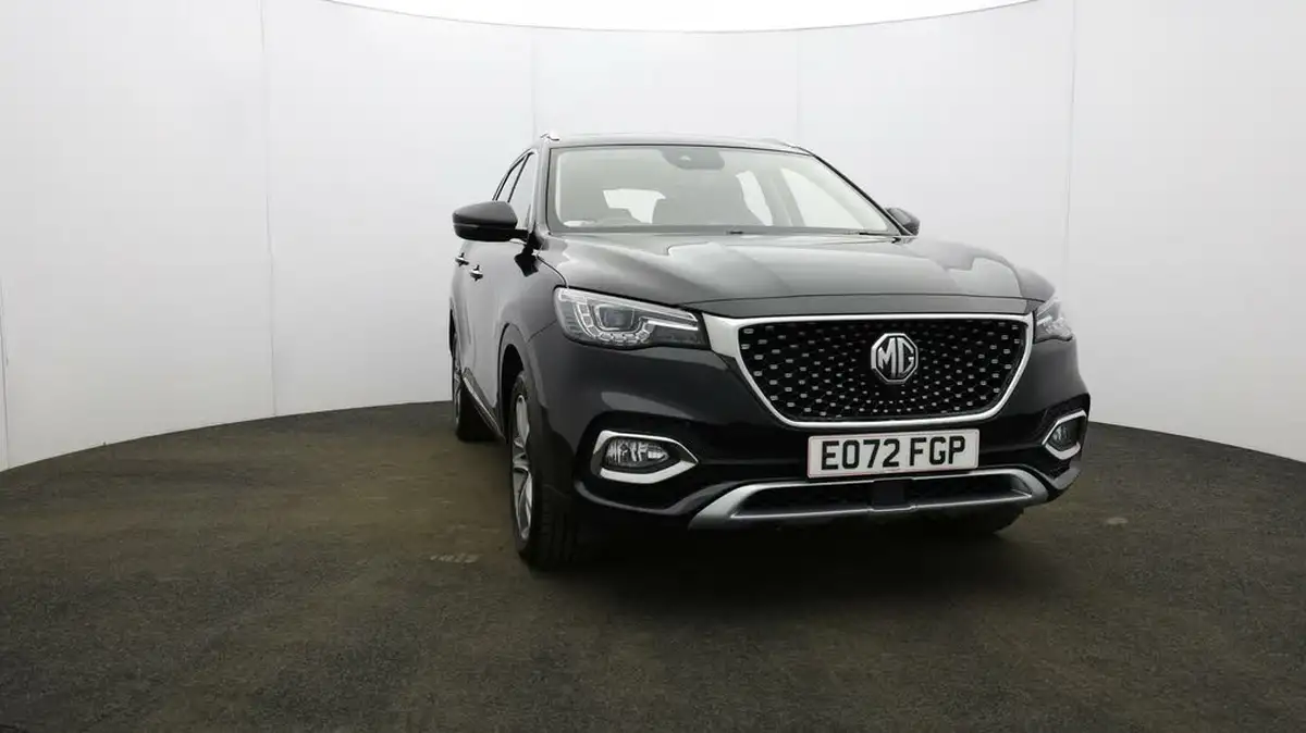 2022-mg-hs-15t-gdi-exclusive-162ps-big-36