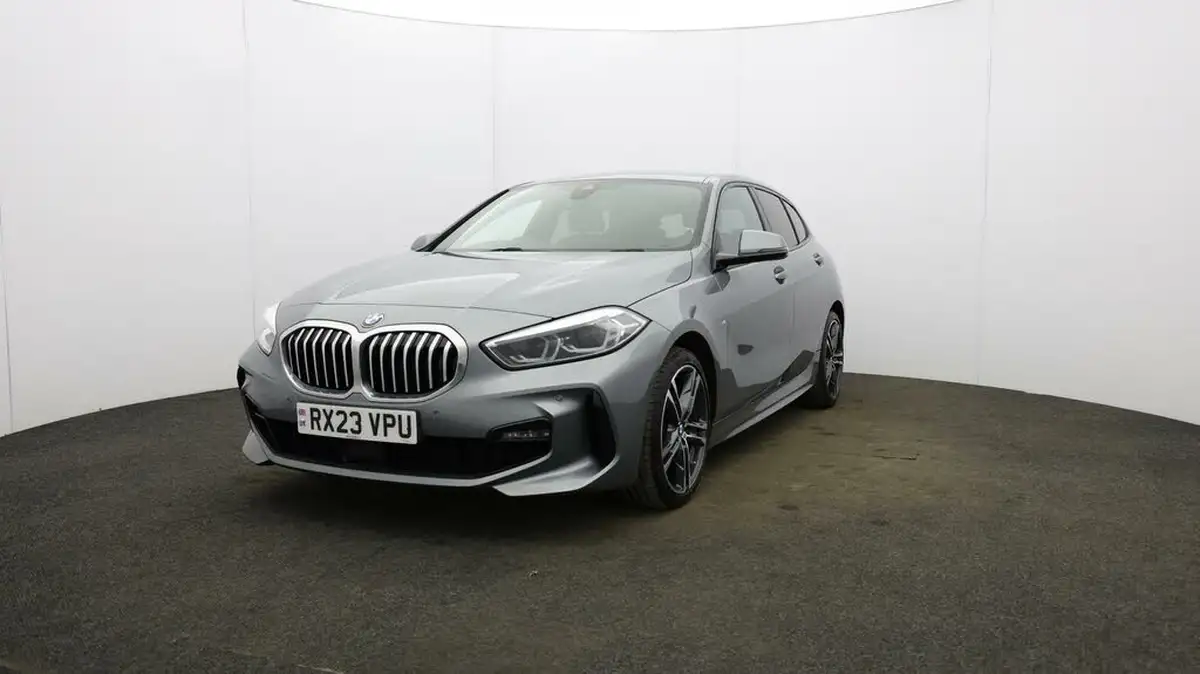 2023-bmw-1-series-15-118i-m-sport-lcp-big-30