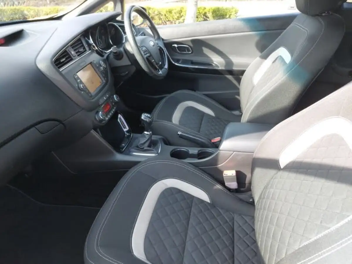 2017-kia-pro-ceed-10-t-gdi-gt-line-big-4