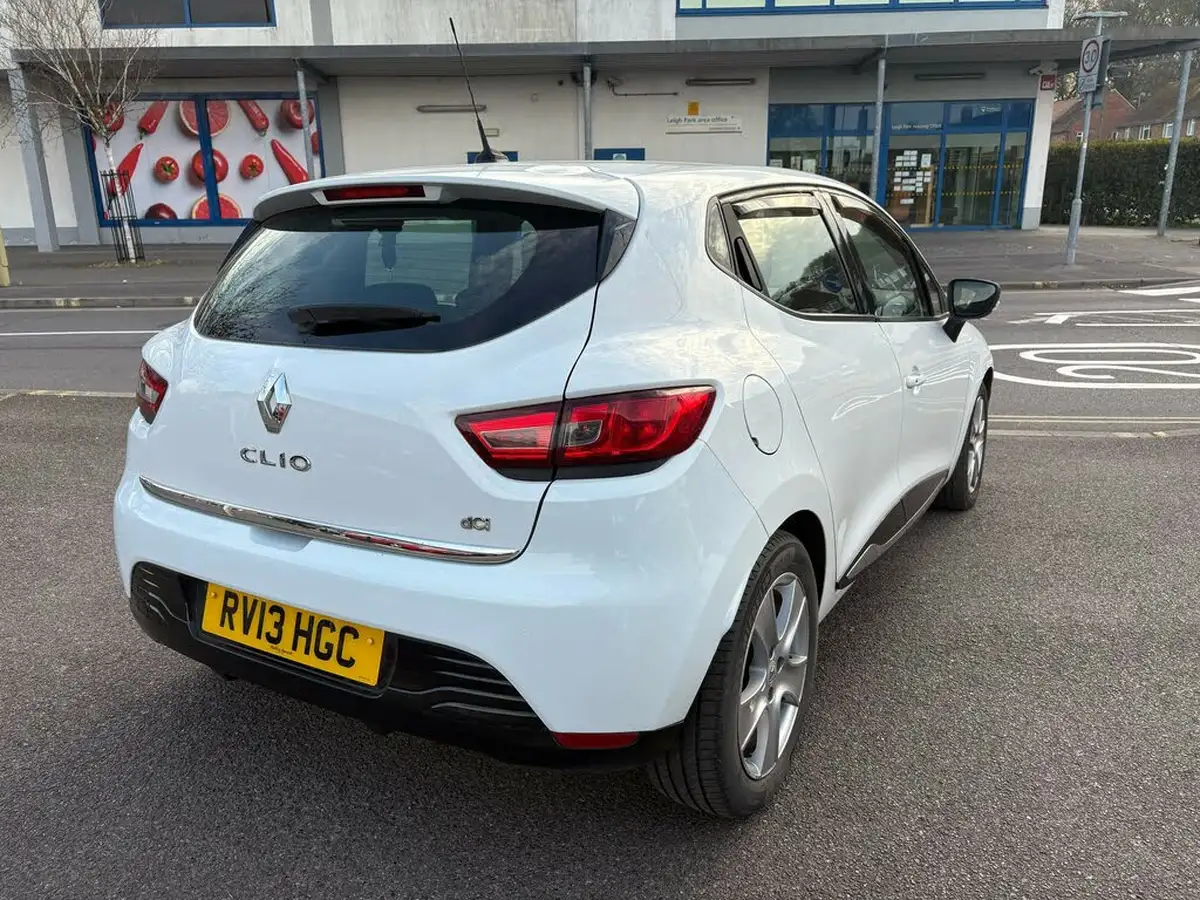 2013-renault-clio-15td-dynamique-medianavss-big-3
