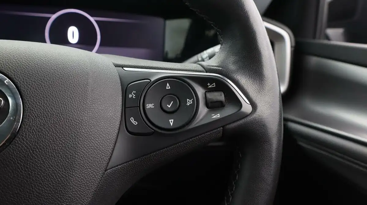 2022-vauxhall-mokka-12-elite-premium-130ps-big-26