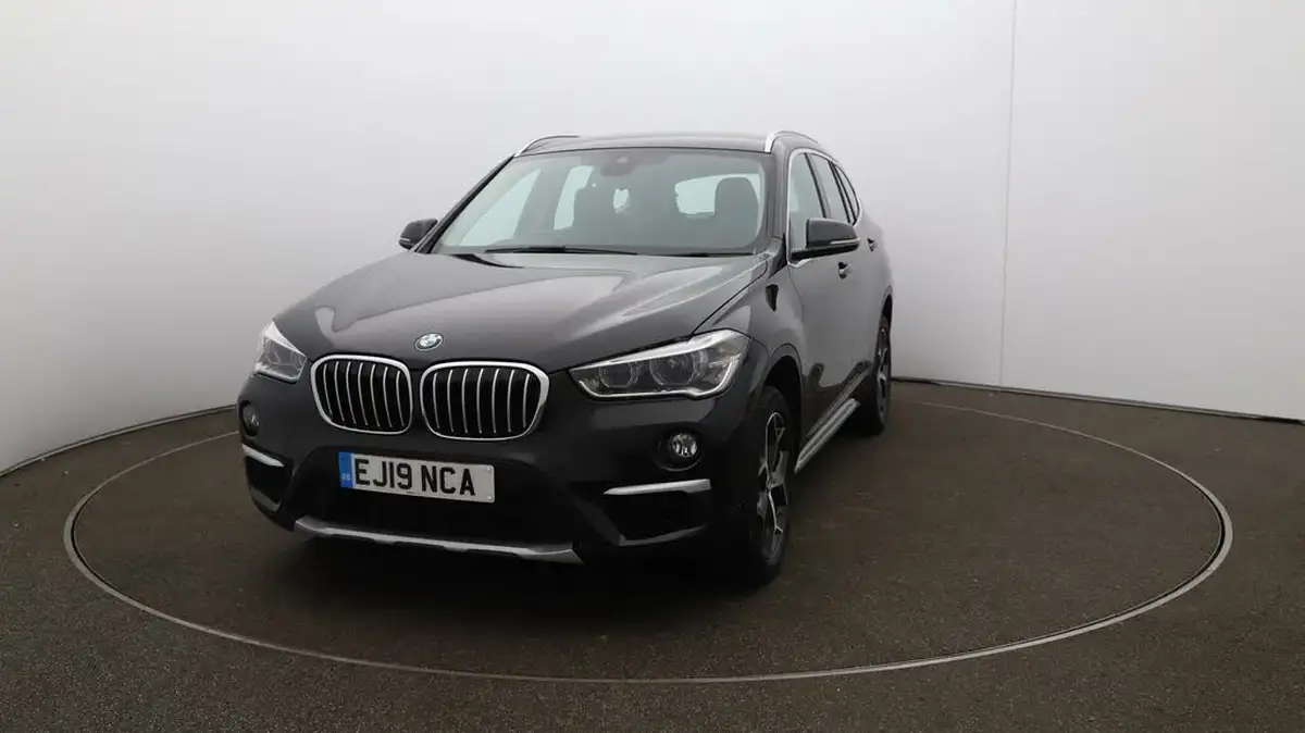 2019-bmw-x1-20-sdrive-20i-xline-sdrive20i-big-30