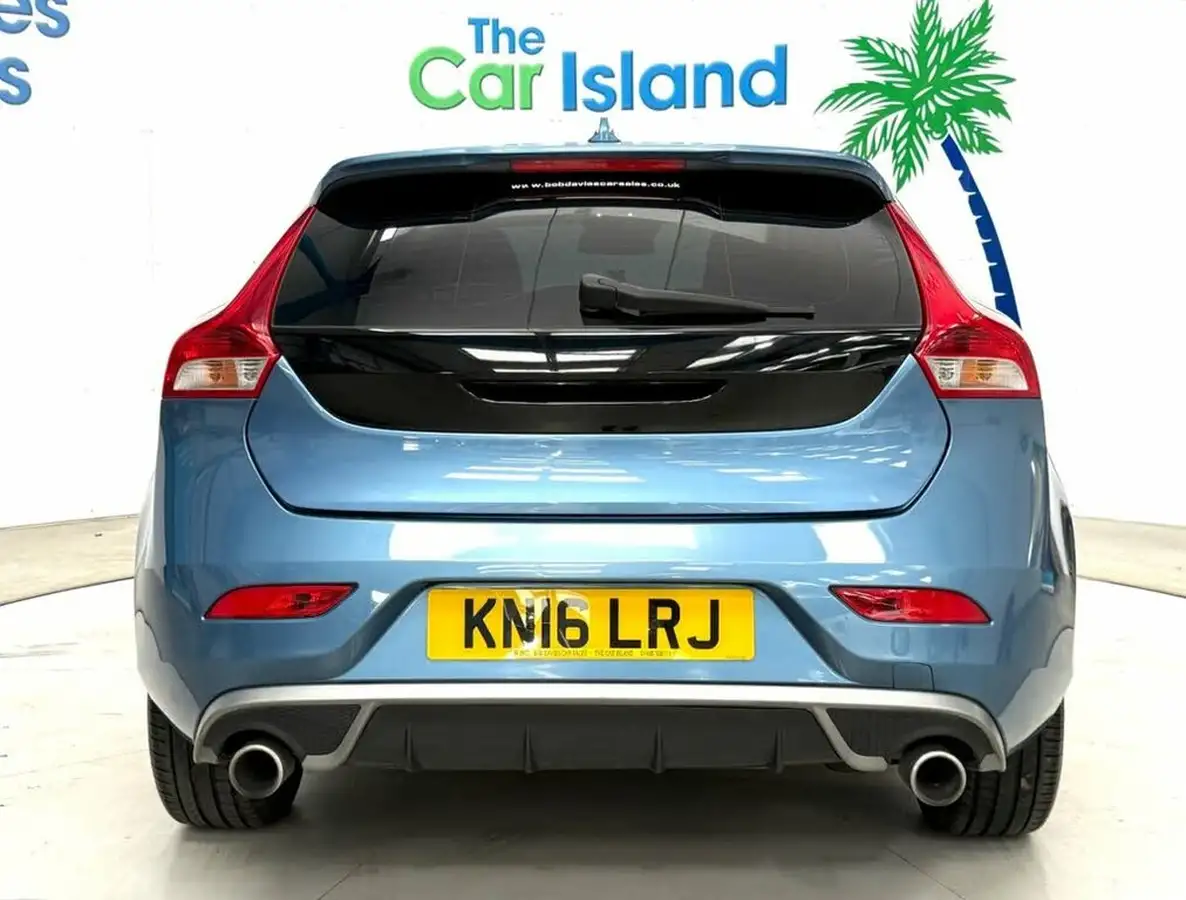 2016-volvo-v40-20td-r-design-d4-190bhp-nav-ss-1969cc-big-6