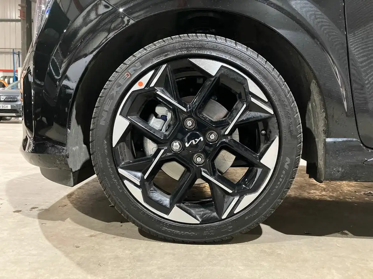 2025-kia-picanto-12-gt-line-s-auto-seq-big-6