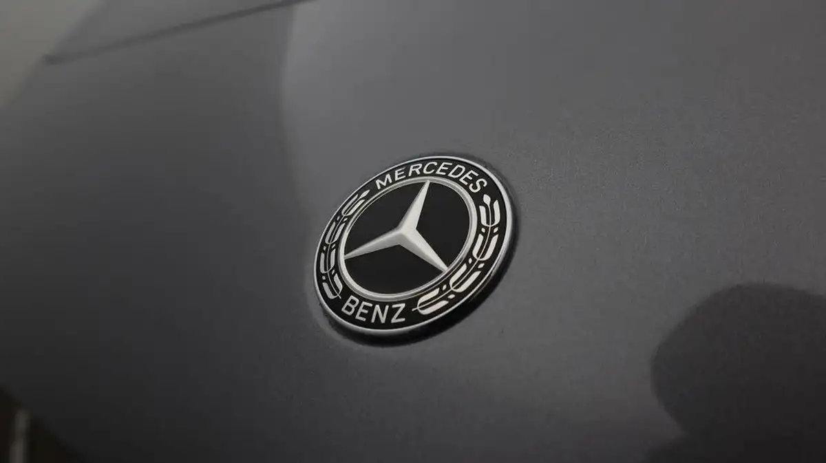 2020-mercedes-benz-cla-13-cla-180-amg-line-premium-plus-coupe-4d-big-20