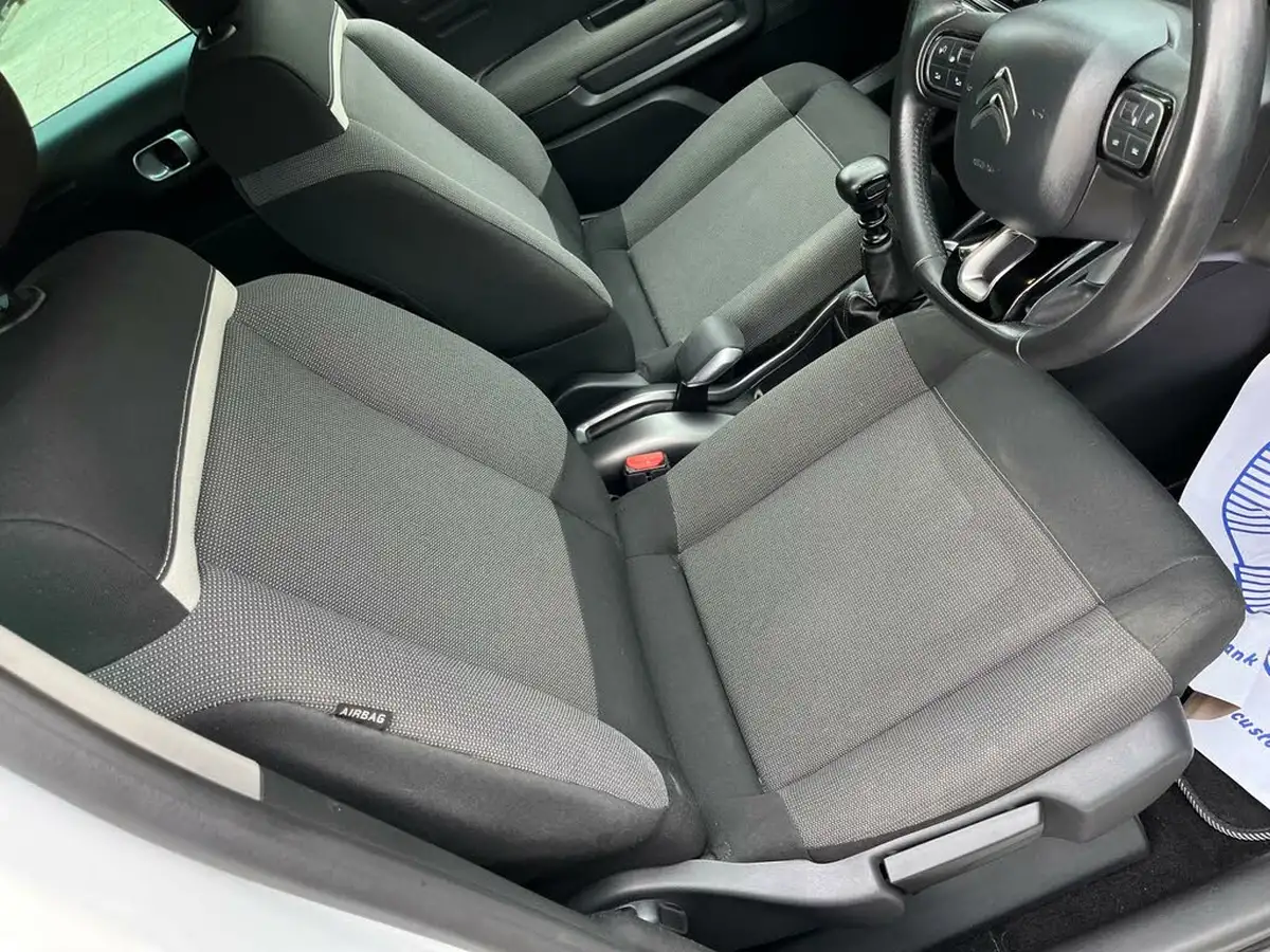 2019-citroen-c3-aircross-12-puretech-flair-130ps-ss-big-14