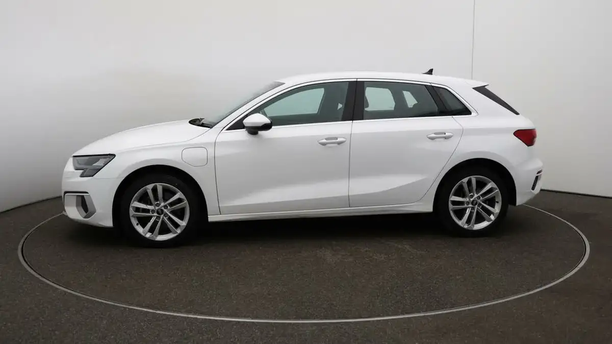 2021-audi-a3-14-40-tfsi-e-sport-big-57