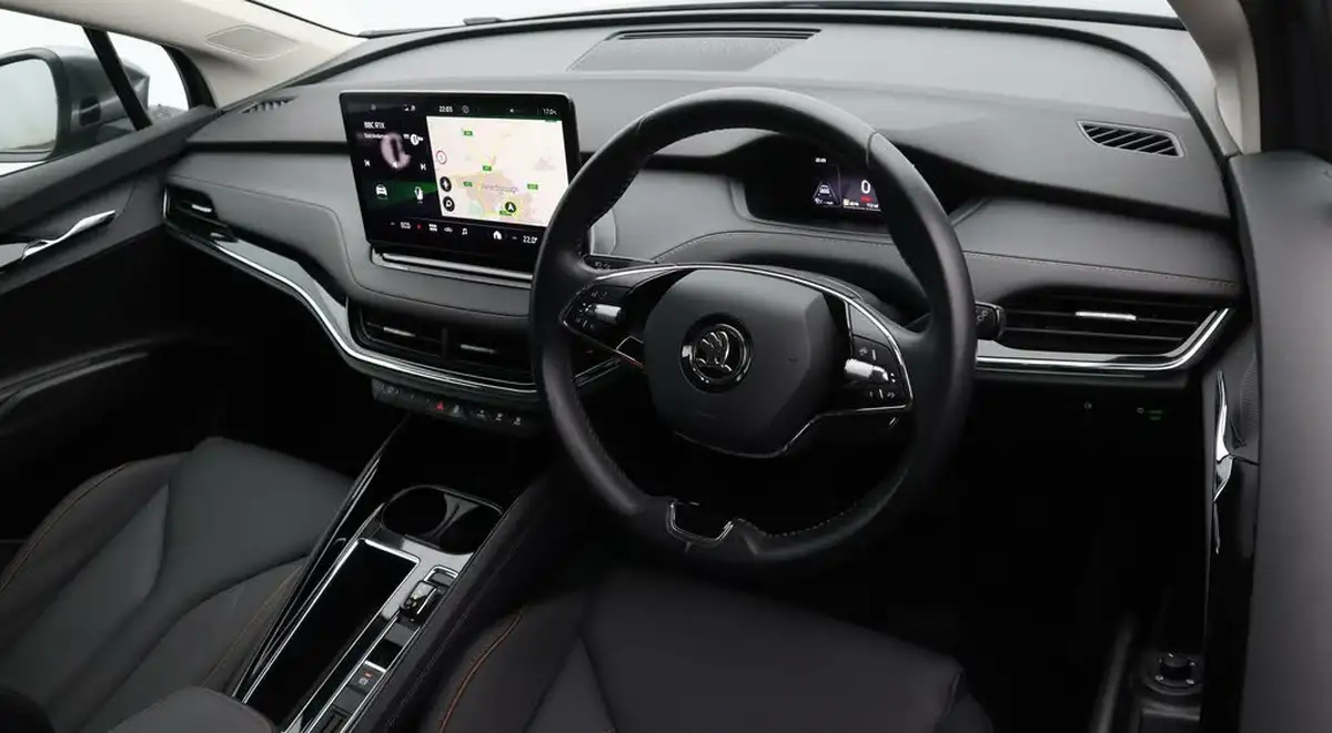 2022-skoda-enyaq-e-60-big-9