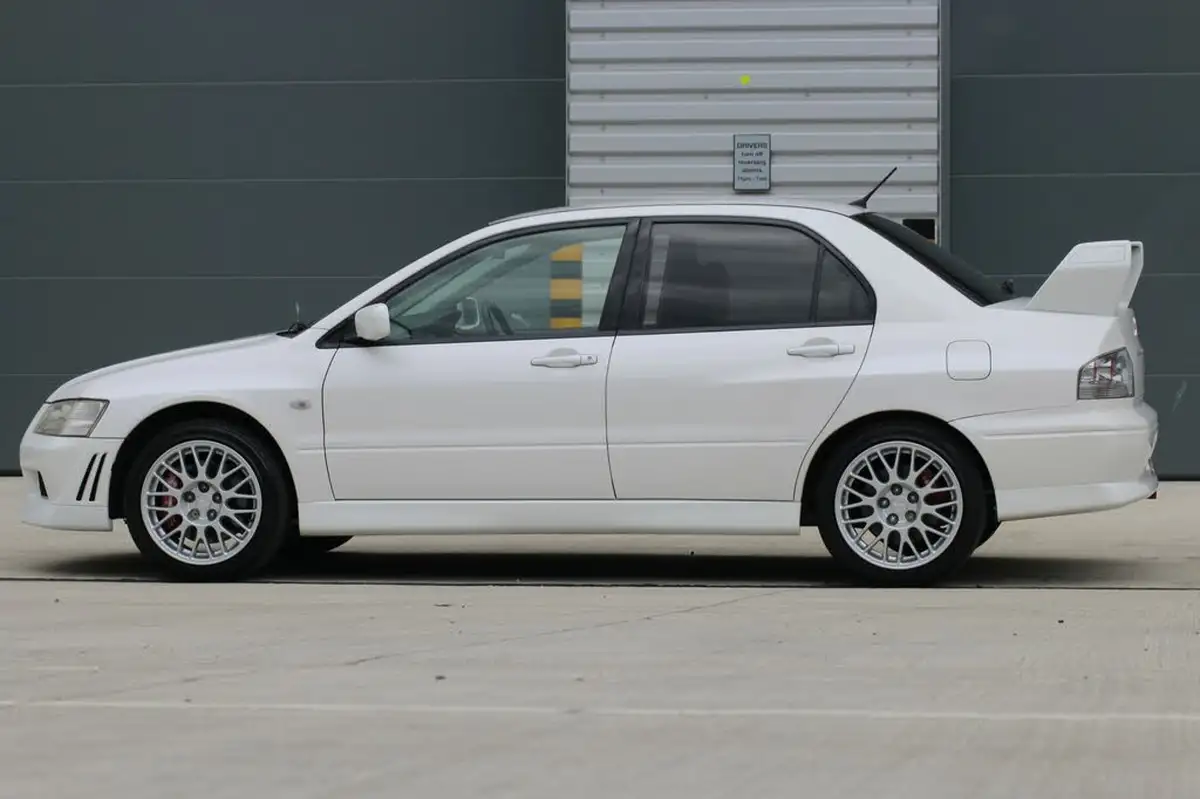 2002-mitsubishi-lancer-big-19
